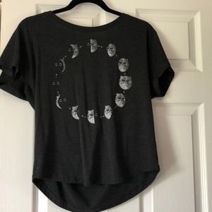 CAT MOON CYCLE GRAPHIC TEE